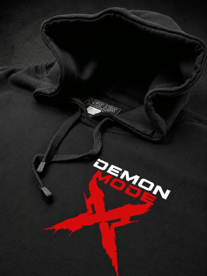 Czarna bluza motocyklowa DEMON MODE FEARLESS prezentowana na płasko z logo na piersi.