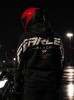 Czarna bluza FEARLESS BLACK z dużym nadrukiem na plecach i rękawach, premium moto streetwear dla motocyklistów.