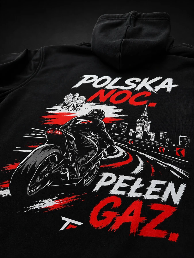 Bluza Fearless Polska Nocą Pełen Gaz – zbliżenie na nadruk