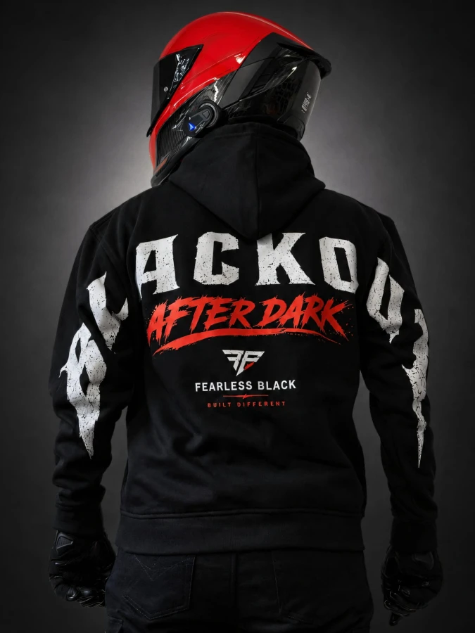 Bluza motocyklowa FEARLESS BLACK AFTER DARK – tył na motocykliście.