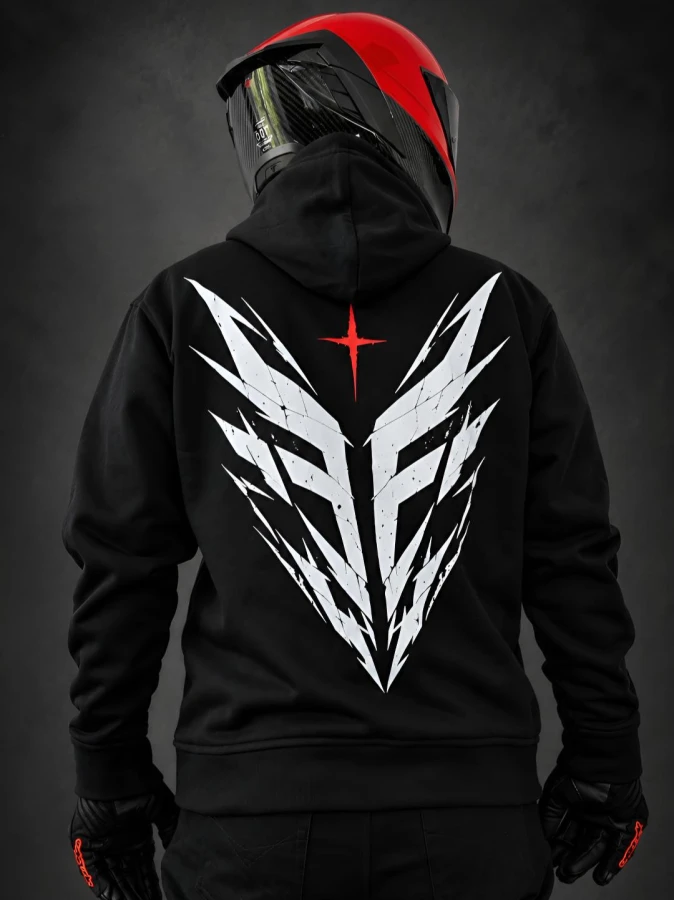 Czarna bluza motocyklowa DARK CREST 01 FEARLESS BLACK – widok z tyłu na modelu